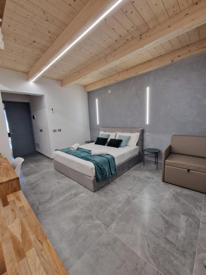 Marla Rooms Специя Екстериор снимка